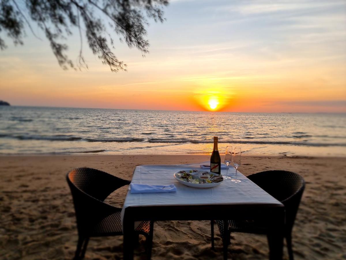 Sahaa Beach Resort Sihanoukville Buitenkant foto