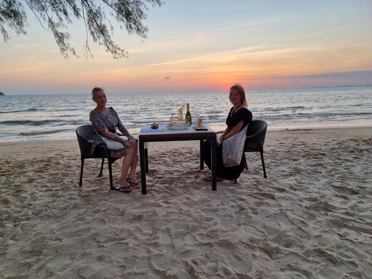 Sahaa Beach Resort Sihanoukville Buitenkant foto