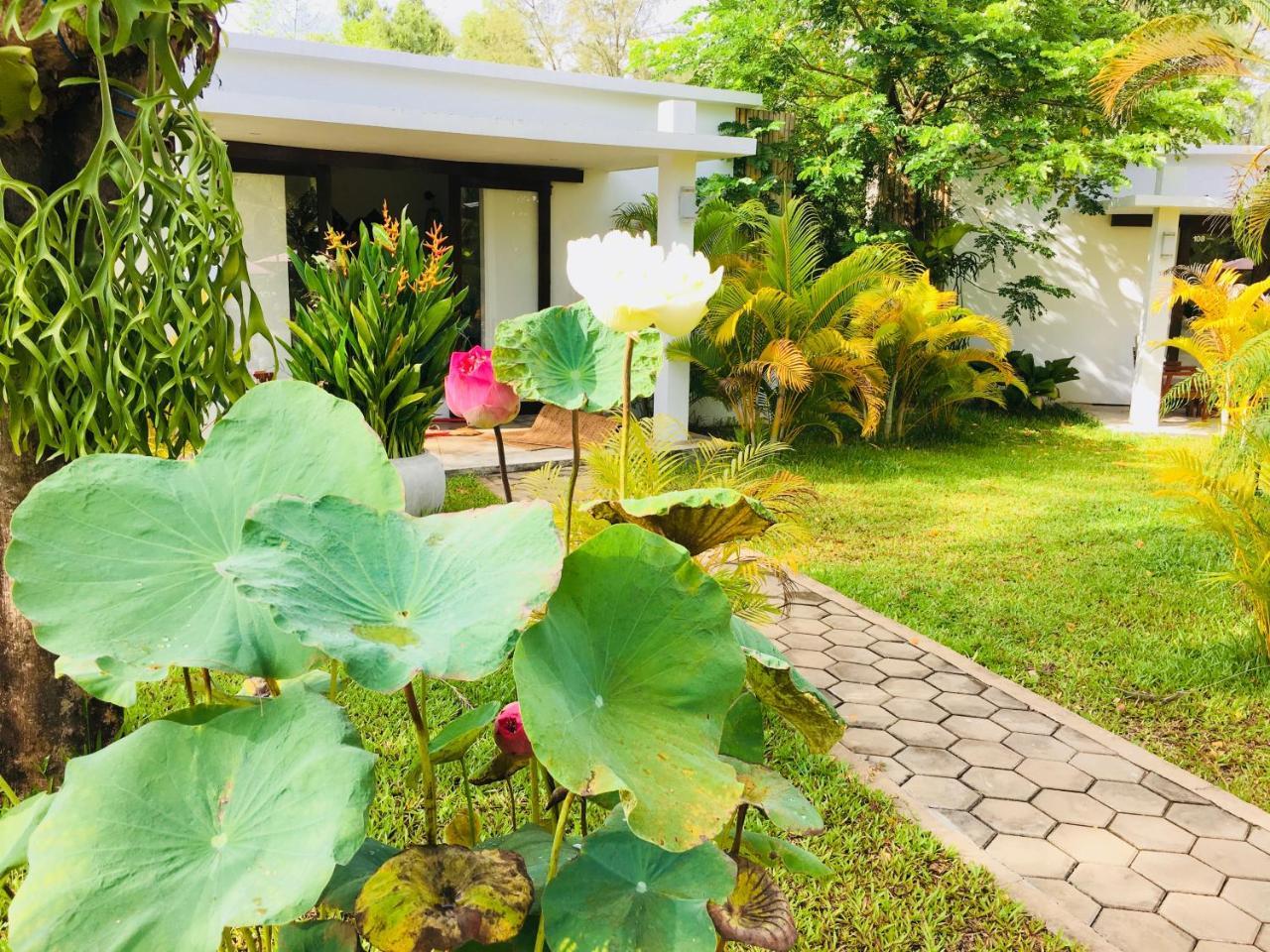 Sahaa Beach Resort Sihanoukville Buitenkant foto